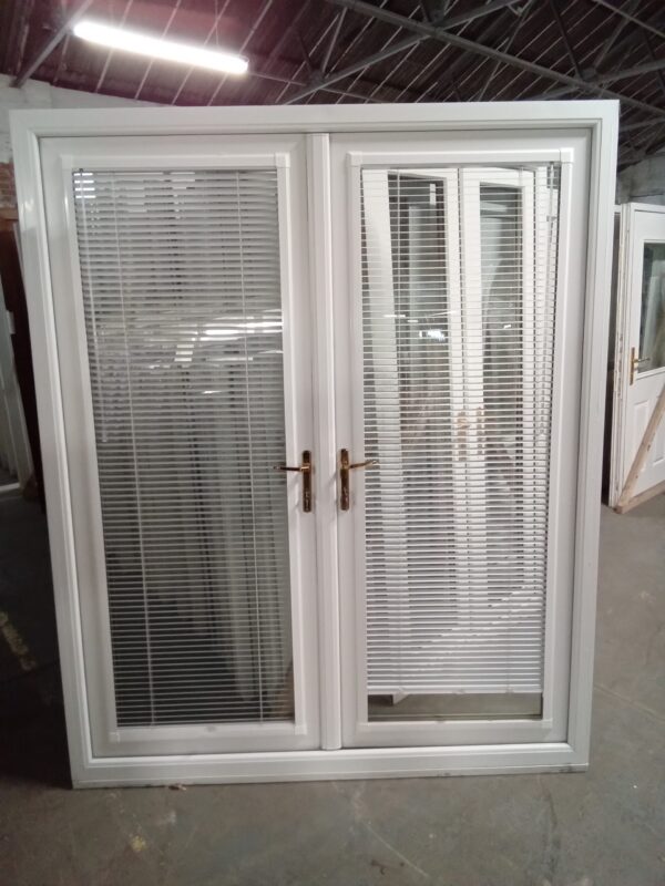 Used White Upvc French Doors 1800mm x 2200mm EA7 - Image 5