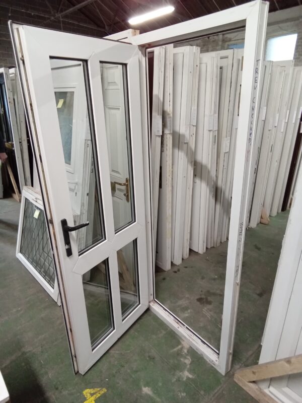 Used White Upvc Back Door 820mm x 1980mm 0323 - Image 3