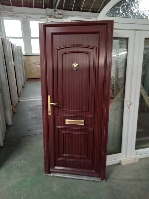 Used Woodgrain Upvc Front Door 860mm x 2010mm