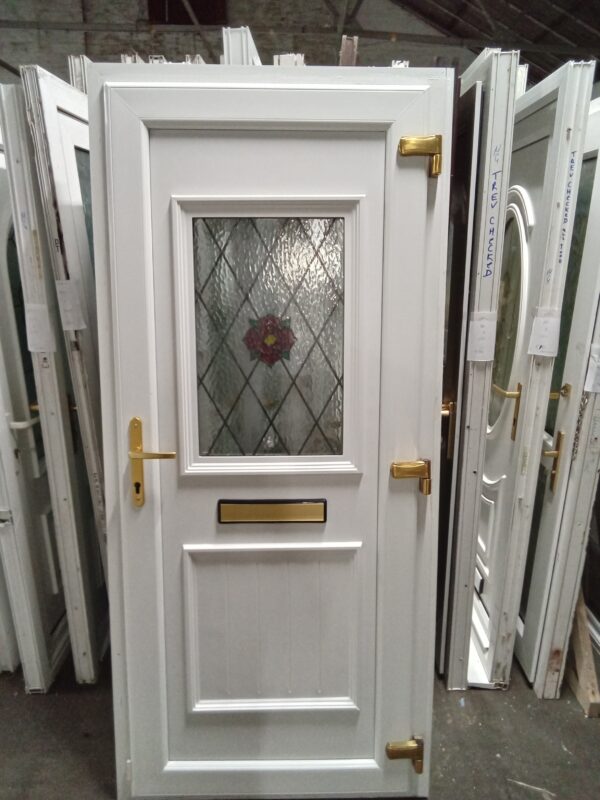 Used Rosewood Upvc Front Door 930mm x 2050mm 0797 - Image 4