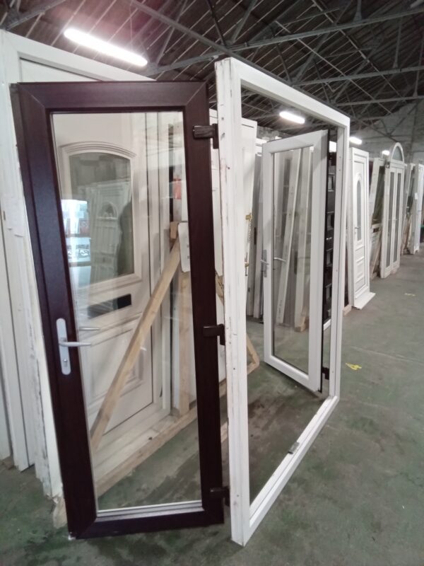 Used Rosewood Upvc French Doors 1500mm x 2045mm EA3 - Image 3