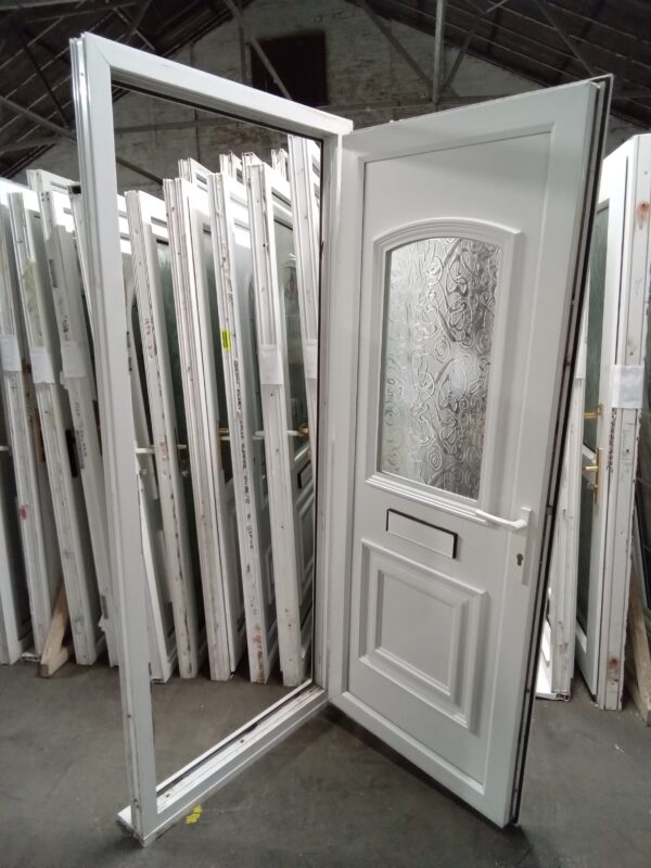 Used White Upvc Front Door 875mm x 2130mm 0776 - Image 3