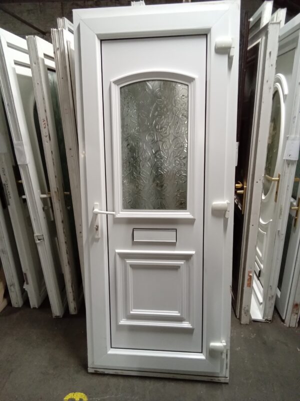 Used White Upvc Front Door 875mm x 2130mm 0776 - Image 4