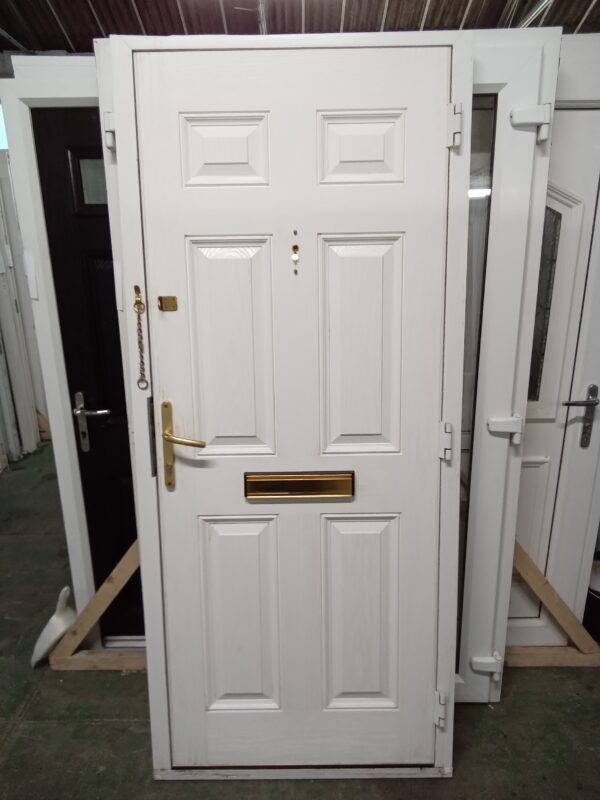 Used Brown Composite Front Door 890mm x 2055mm 0327 - Image 5
