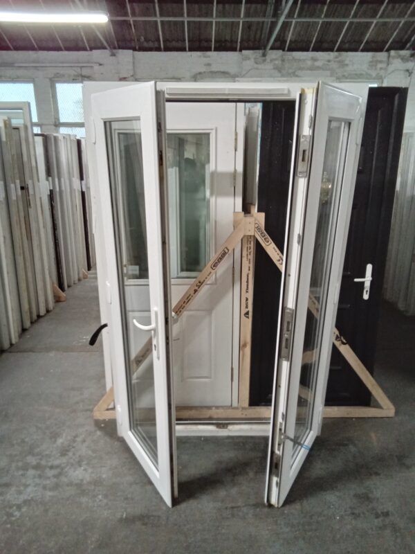 Used White Upvc French Doors 1300mm x 2040mm EA7 - Image 4