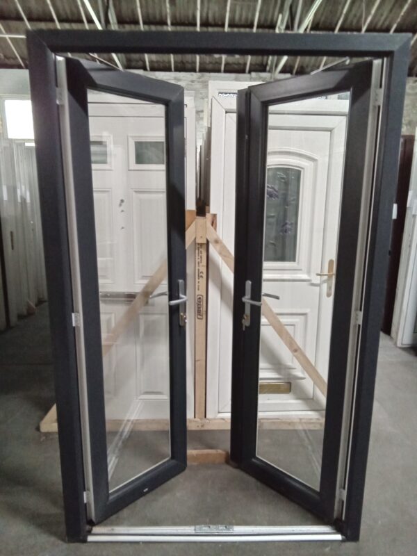 Used Anthracite Grey Upvc French Doors 1305mm x 2055mm EA8 - Image 3