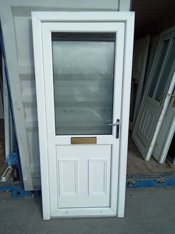 Used White Upvc Front Door 885mm x 2060mm C8D01