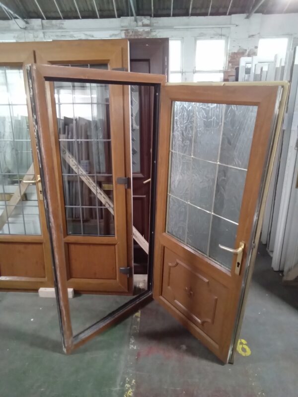 Used oak Upvc Back Door 870mm x 1805mm 0447 - Image 3