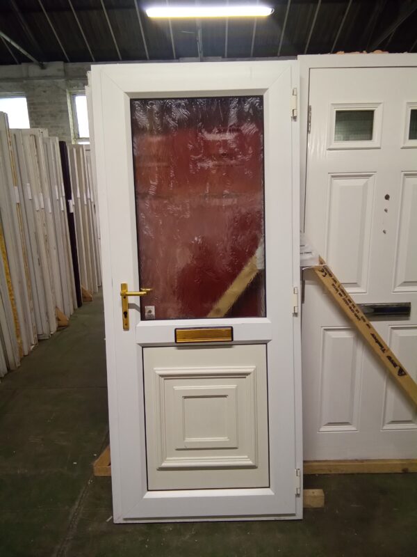 Used White Upvc Front Door 890mm x 2065mm 0318 - Image 2