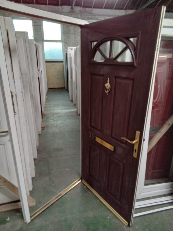 Used Brown Composite Front Door 960mm x 2090mm 0271 - Image 3