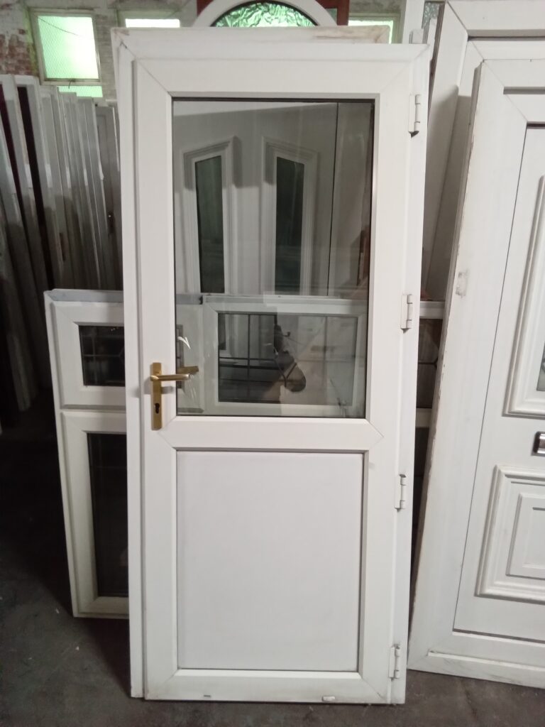 Used White Upvc Back Door OUTWARDS OPENING 900mm x 2050mm 0715 Used