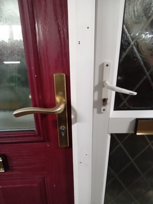 Used red Composite Front door 905mm x 2070mm 0355 - Image 5