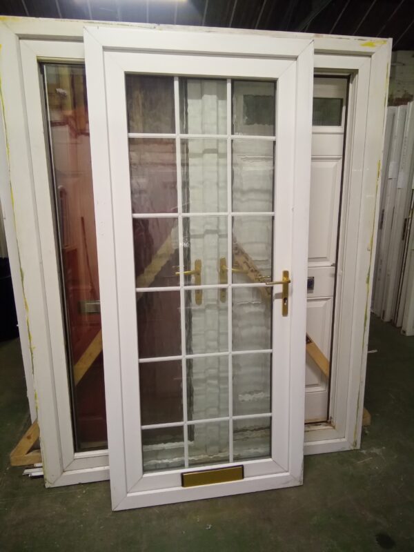 Used White Upvc Front Door 925mm x 2040mm 0353
