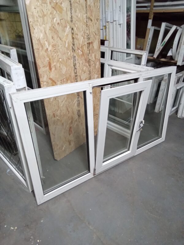 Used White Upvc Window TILT AND TURN 1850mm x 1030mm LW0066 - Image 4