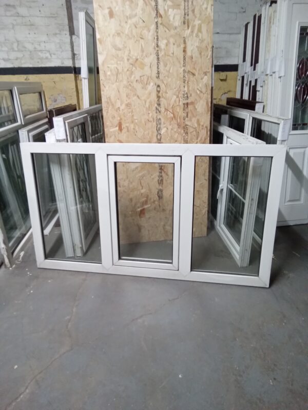 Used White Upvc Window TILT AND TURN 1850mm x 1030mm LW0066