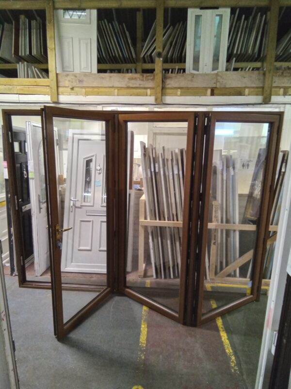 Used Oak Aluminium Bi-folding Doors 2945mm x 2135mm BIFOLDS - Image 5