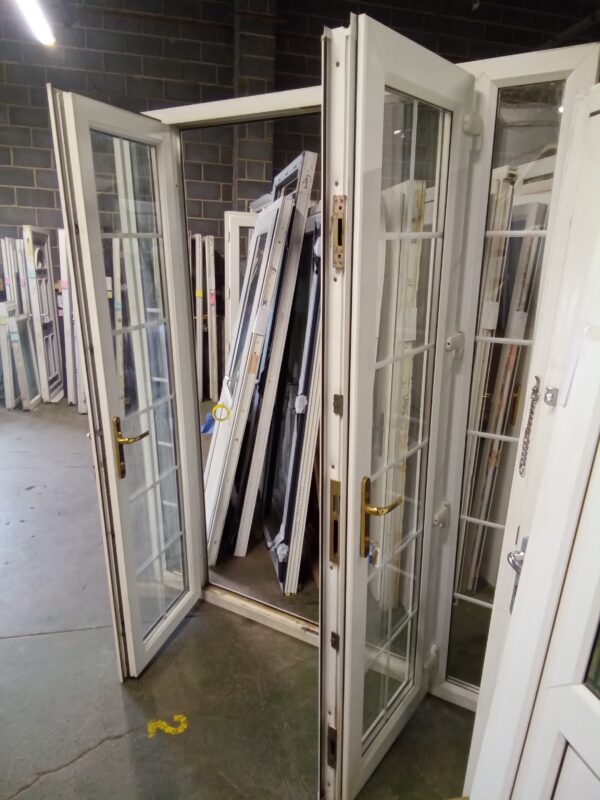 Used White Upvc French Doors with side light 1850mm x 2265mm ND0001 - Image 5