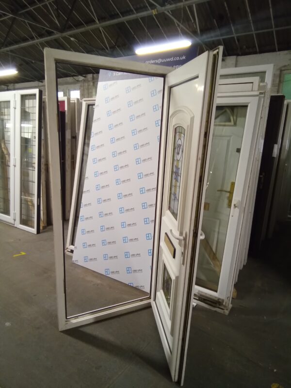 Used White Upvc Front Door 905mm x 2045mm 0337 - Image 4