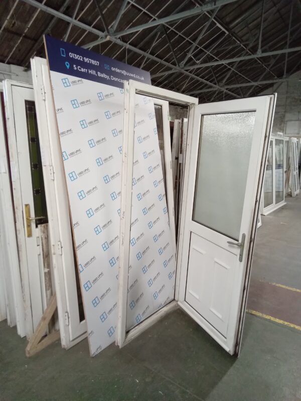 Used White Upvc Back Door 870mm x 2055mm 0142 - Image 4