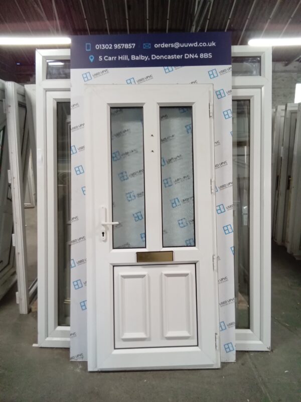 Used White Upvc Front Door 940mm x 2035mm 0414 - Image 3