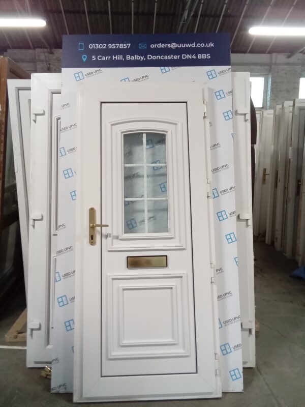 Used White Upvc Front Door 905mm x 2050mm 0130 - Image 3