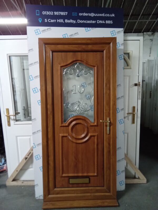 Used Oak Upvc Front Door 925mm x 2040mm 0775