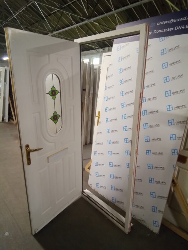 Used White Upvc Front Door 920mm x 2090mm 0826 - Image 4