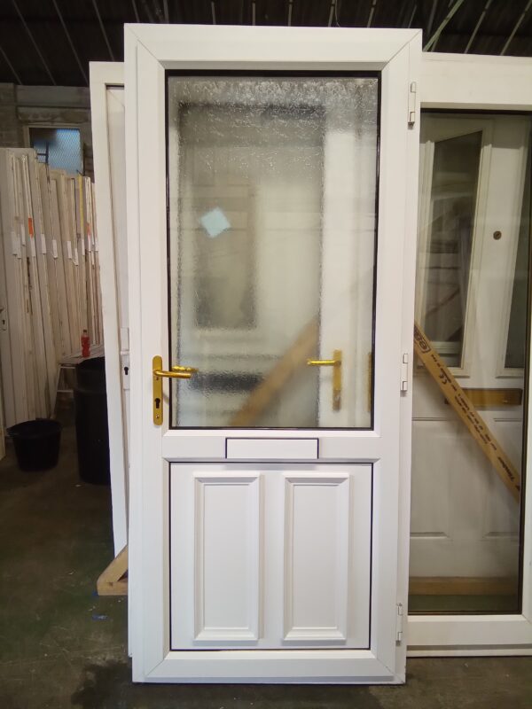 Used White Upvc Front Door 900mm x 2080mm 0281 - Image 3