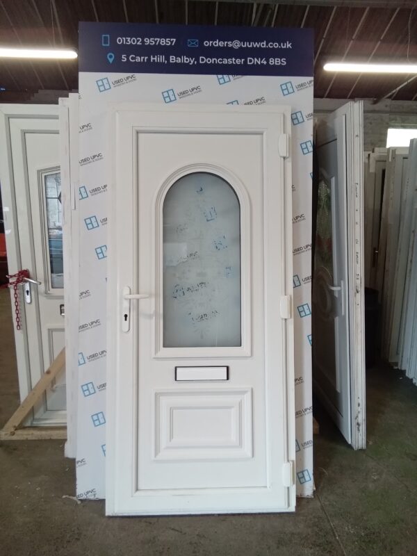 Used white Upvc Front Door 925mm x 2020mm 0291 - Image 3