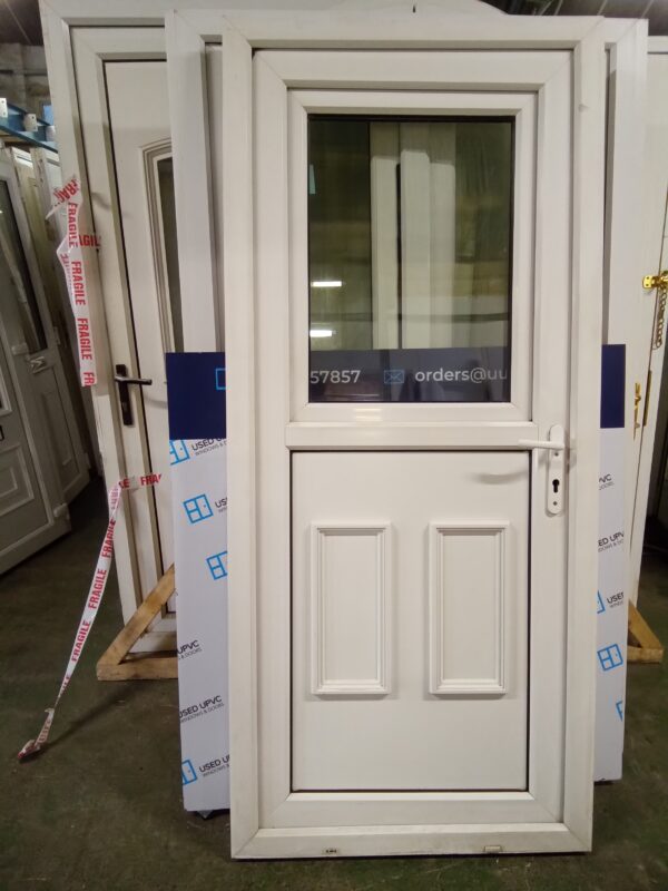 Used white Upvc Stable Door 905mm x 2040mm - Image 3
