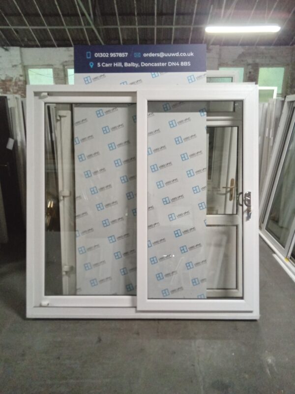 Used White Upvc Patio Sliding Doors 2050mm x 2055mm EA9 - Image 2