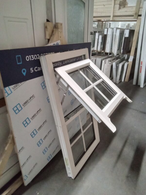 Used White Upvc window 655mm x 1220mm WO229 - Image 4