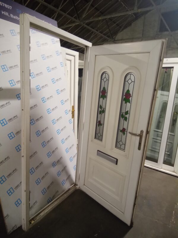 Used white Upvc front door 955mm x 2000mm 0573 - Image 4