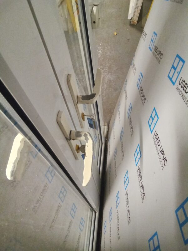 Used White Upvc French Doors 1070mm x 2060mm EA8A - Image 5