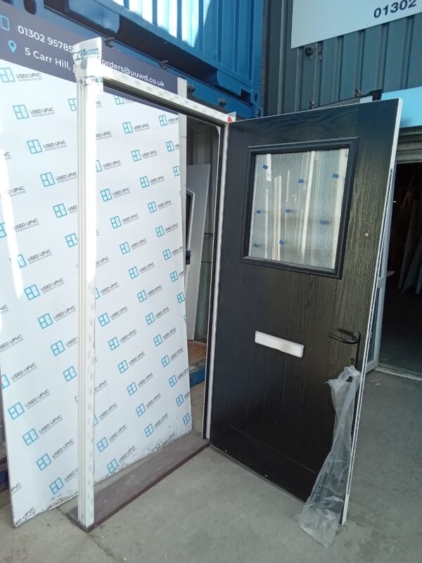 Brand new Black Composite Front Door 1000mm x 2100mm C2009 - Image 4