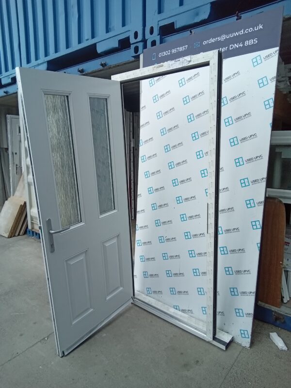 Brand new White Composite Back Door 925mm x 2095mm C2043 - Image 4