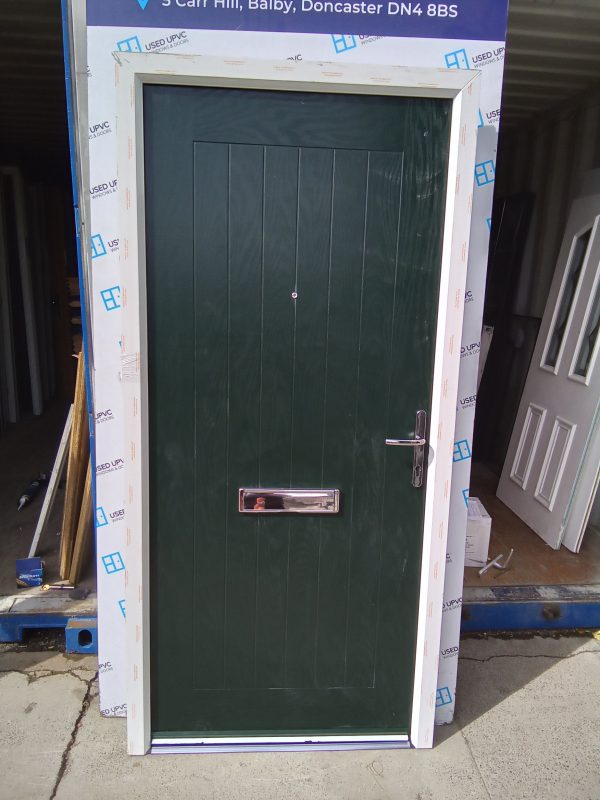 New dark green composite front door 980mm x 2060mm C2040