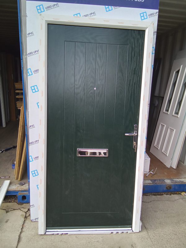 New dark green composite front door 1025mm x 2060mm C2050