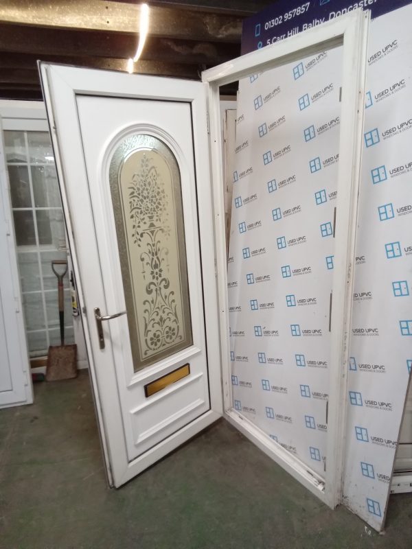 Used white upvc front door 915mm x 2095mm 0336 - Image 4