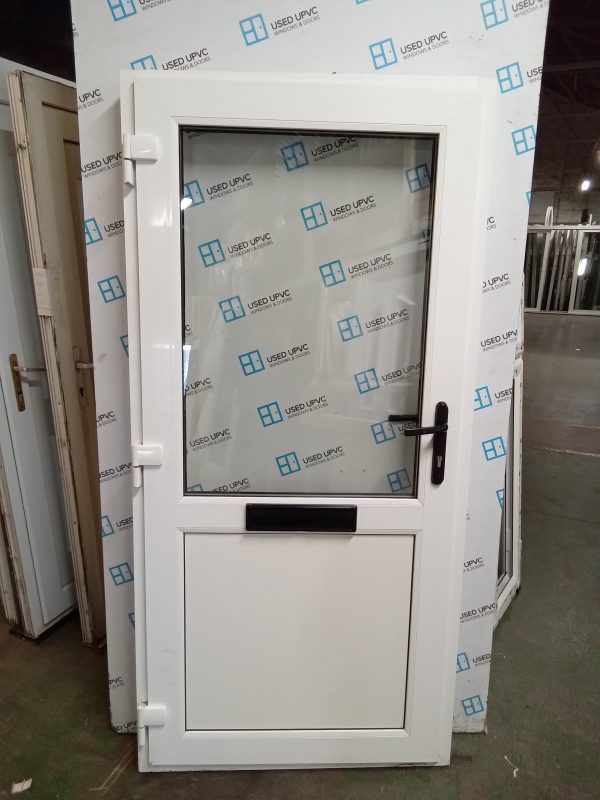 Used White Upvc Front Door 940mm x 1960mm 0334 - Image 3