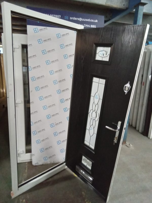 Used Black Composite Front Door 885mm x 2100mm 0784 - Image 3