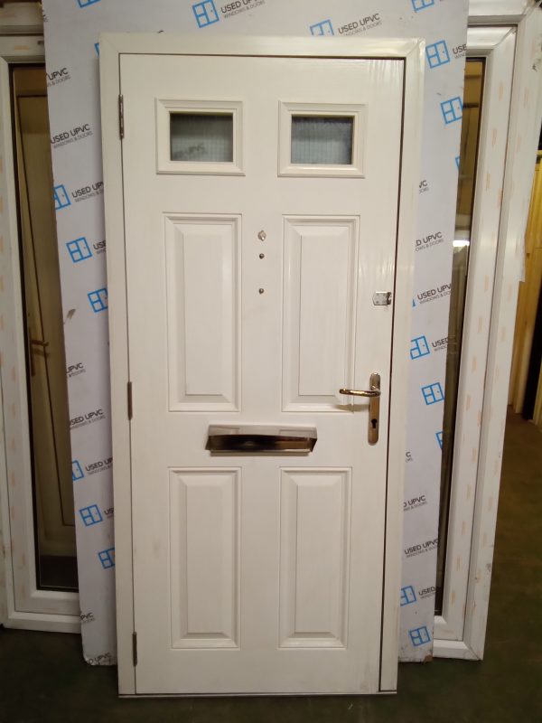 Used red and white composite front fire door 900mm x 1995mm 0344 - Image 3