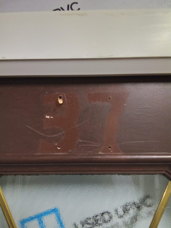 Used brown on white composite front door 890mm x 2070mm 0317 - Image 5