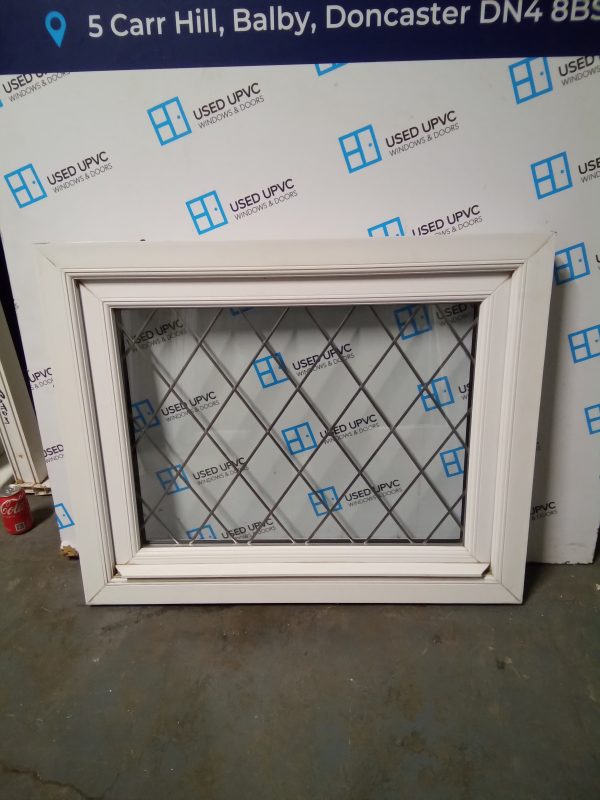 Used White Upvc Window 910mm x 730mm W0173