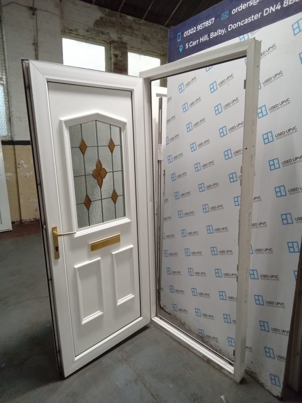 Used white Upvc Front Door 890mm x 2055mm 0583 - Image 4