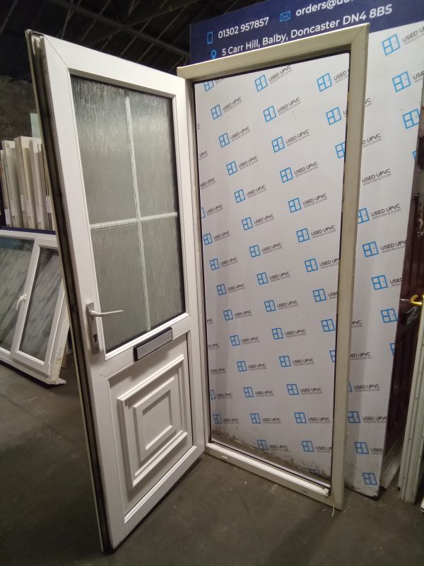 Used white Upvc front caravan door (OUTWARDS OPENING) 835mm x 2080mm 0570 - Image 4