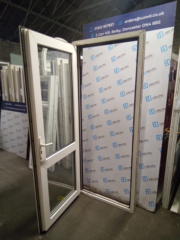 Used white Upvc Back Door 865mm x 2095mm 0050 - Image 4