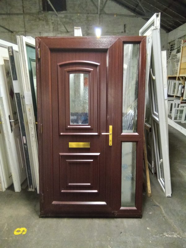 Used Woodgrain Upvc Front Door And Side panel 1220mm x 2070mm DS023 - Image 3