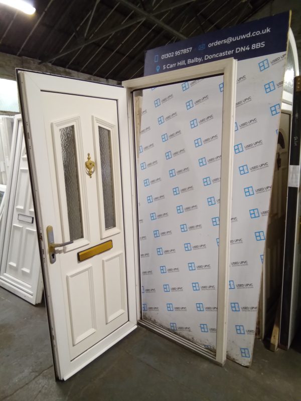 Used whote Upvc Front Door 875mm x 2060mm 0448 - Image 4