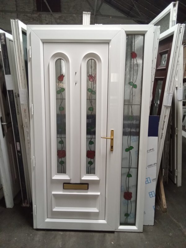 Used White Upvc Front Door And Side Panel 1165mm x 2074mm DS005